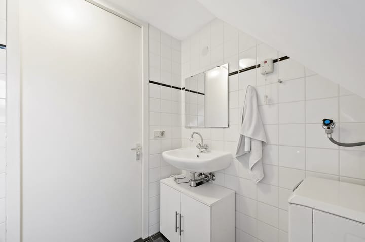 Foto 14 van Korenaarstraat 71