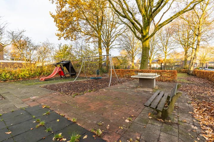 Photo 8 of Burgemeester van Panhuyslaan 129