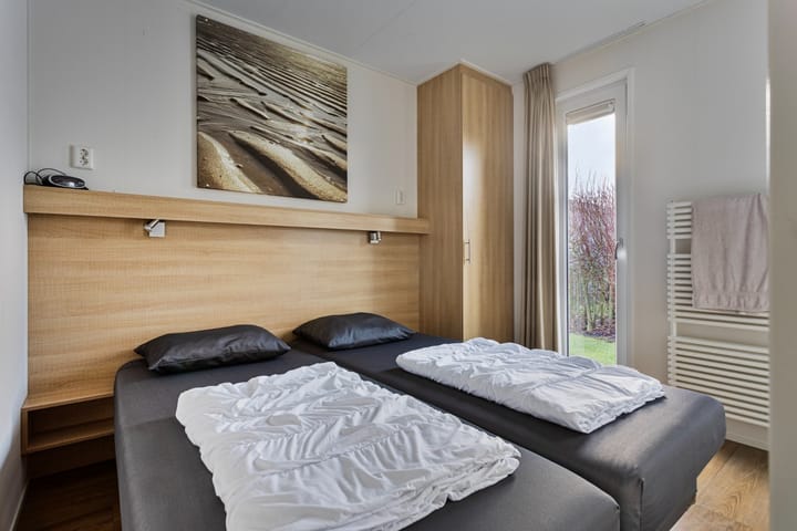 Photo 18 of Voorweg 5-AZA08