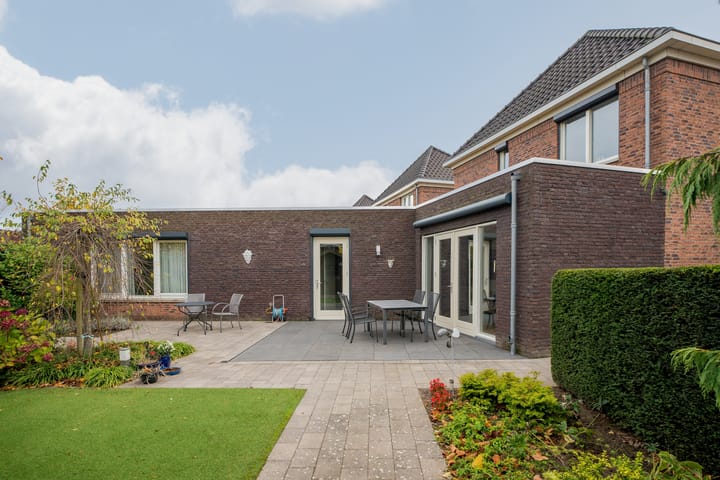 Foto 33 van Hagelkruis 42