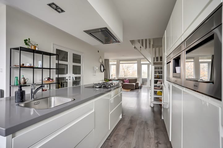 Photo 20 of Rochussenstraat 389-A03