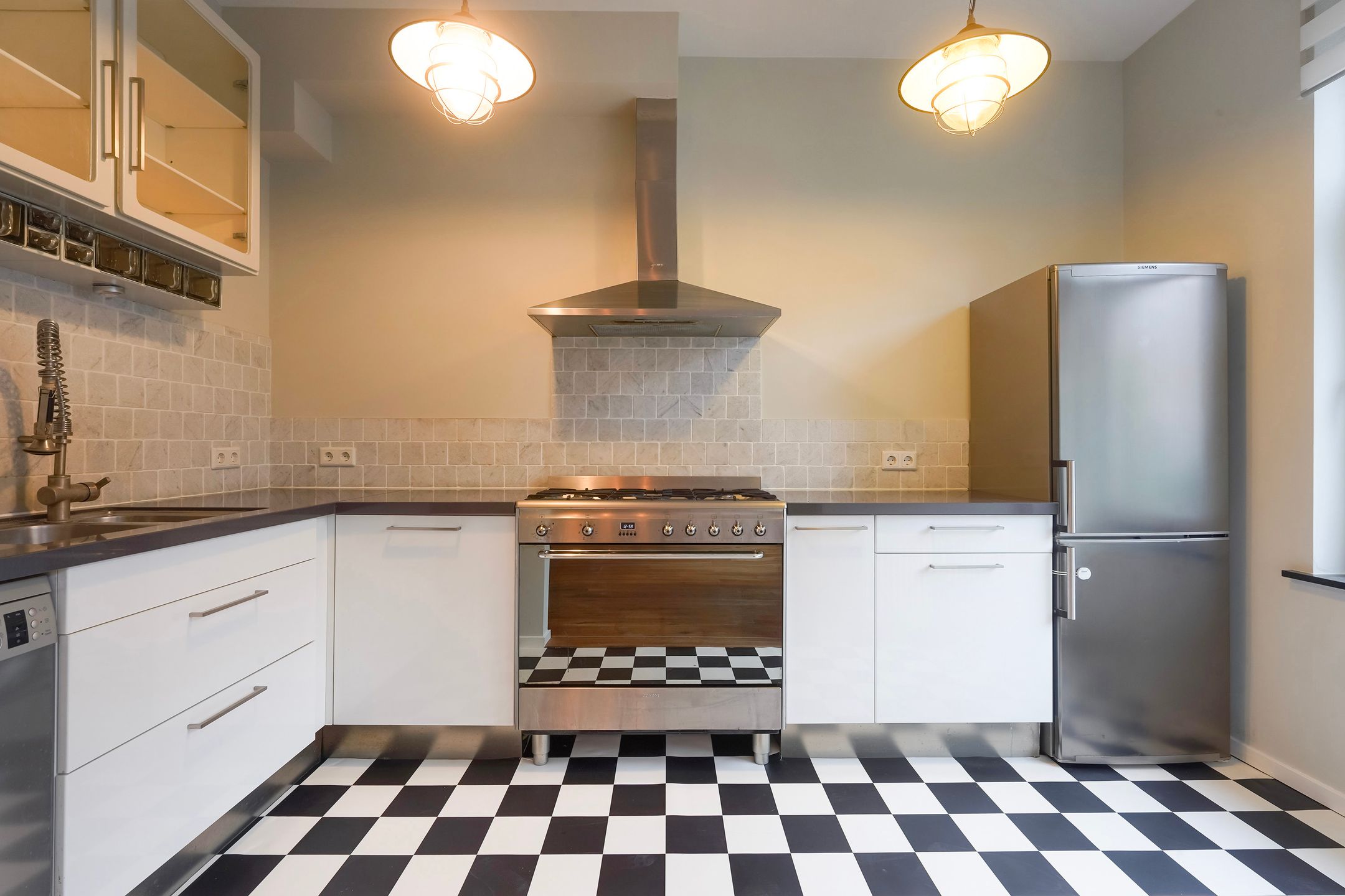 Photo 12 of Willem de Zwijgerlaan 12