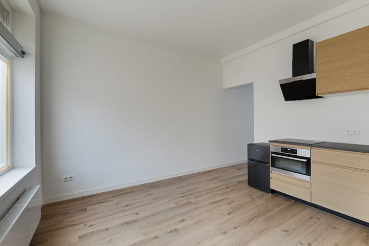 Photo 7 of Schaesbergerweg 55