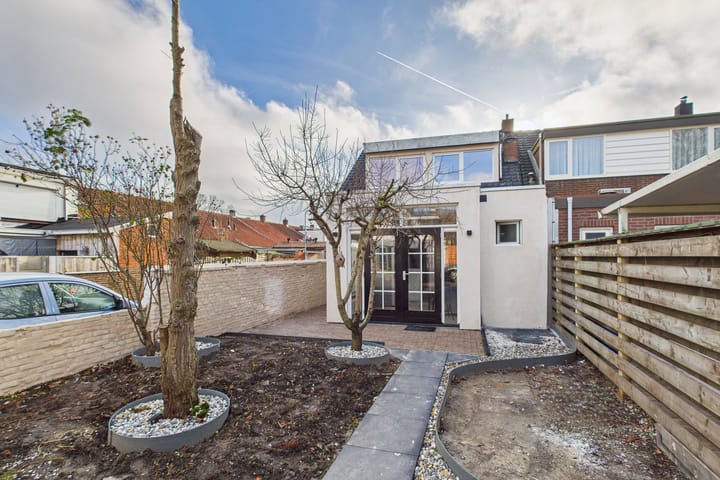 Foto 27 van Huijssenstraat 2