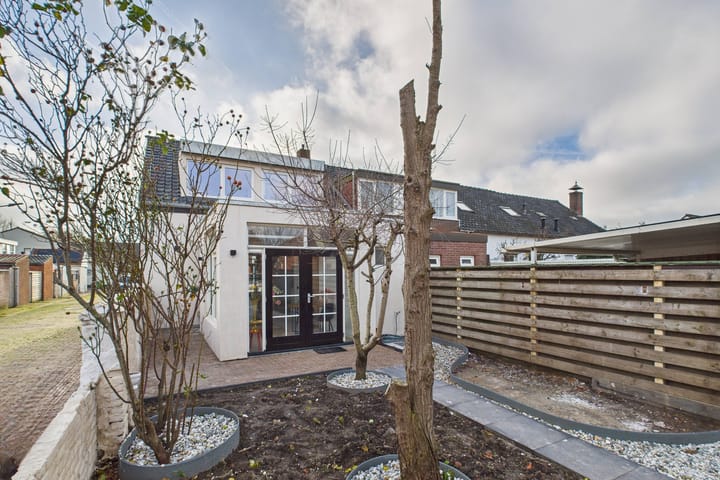 Foto 28 van Huijssenstraat 2