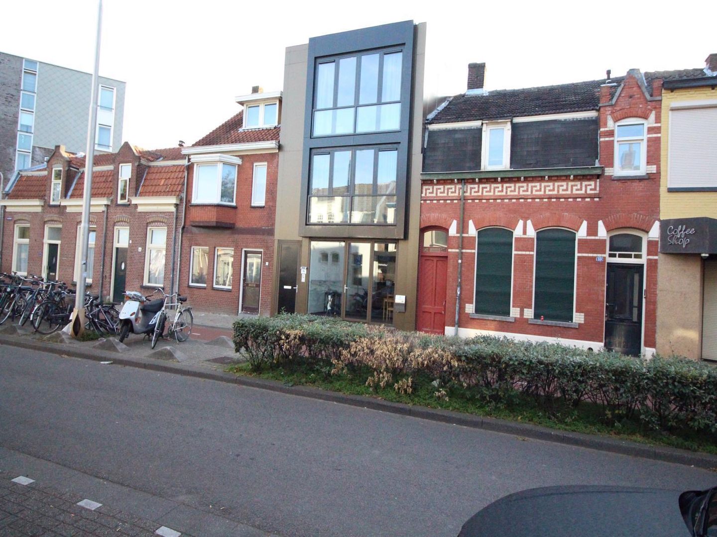 View photo 2 of Koestraat 8