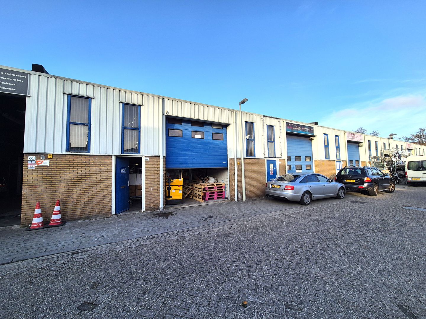 View photo 2 of Dekkershoek 67