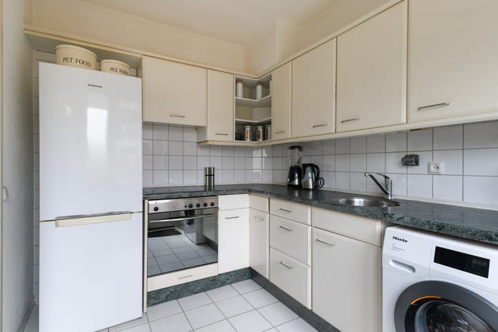 Photo 10 of Grovestins 14