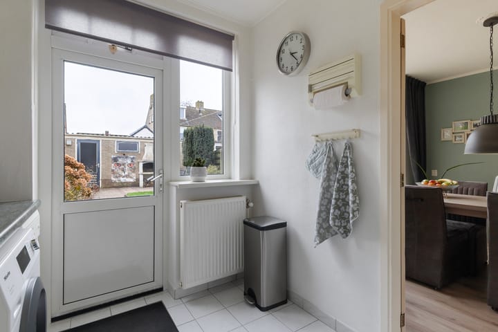 Photo 11 of Grovestins 14