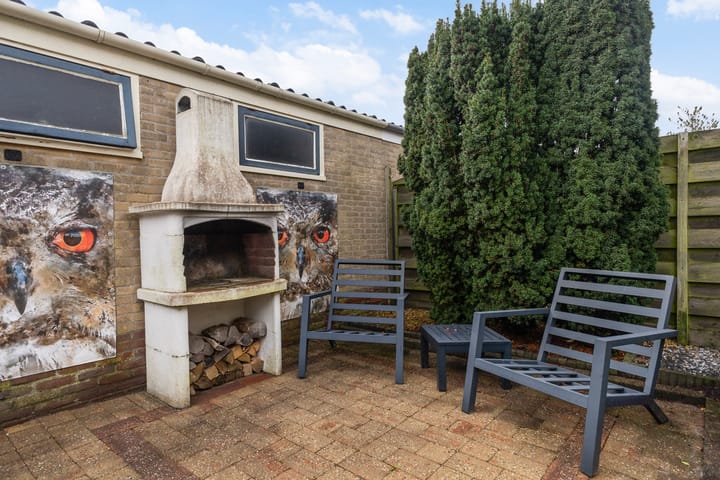 Photo 21 of Grovestins 14