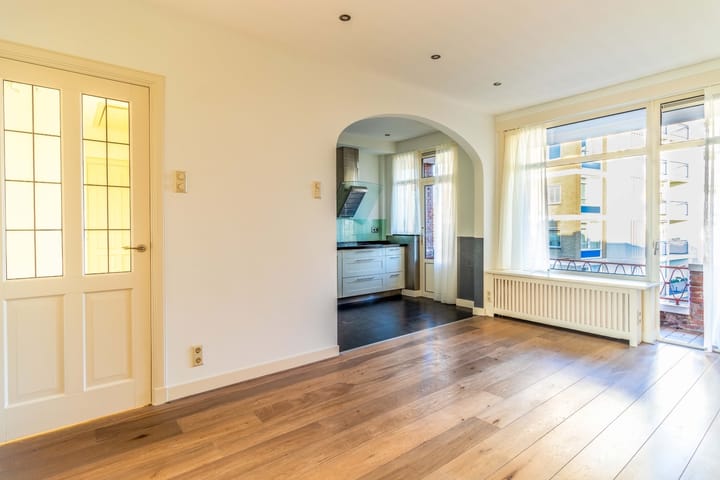 Foto 11 van Larixstraat 25