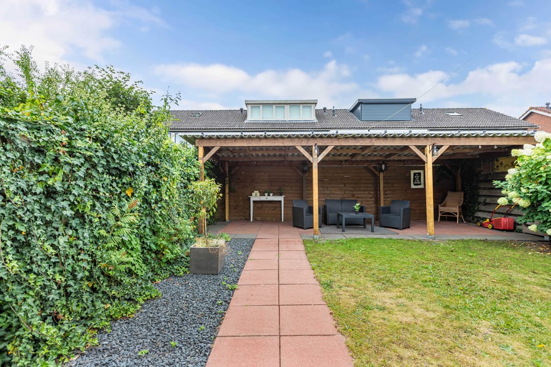 Foto 2 van Oppers 47