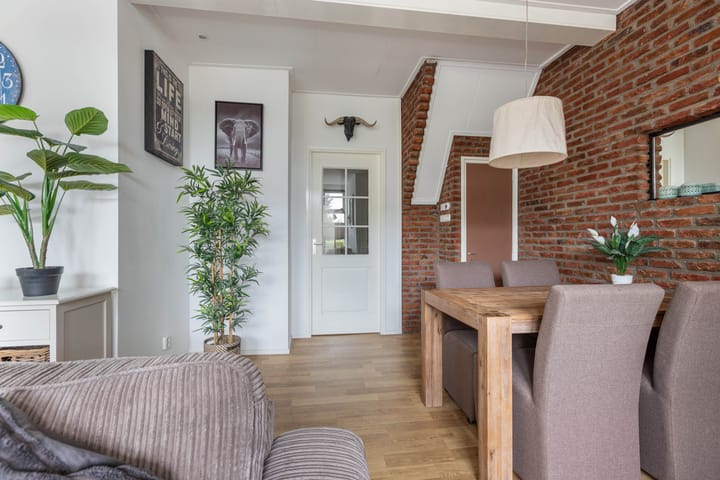 Foto 12 van Oppers 47