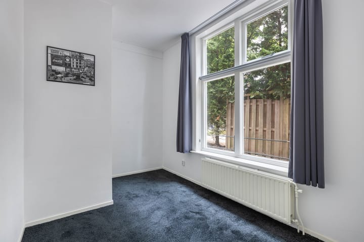 Foto 21 van Oppers 47