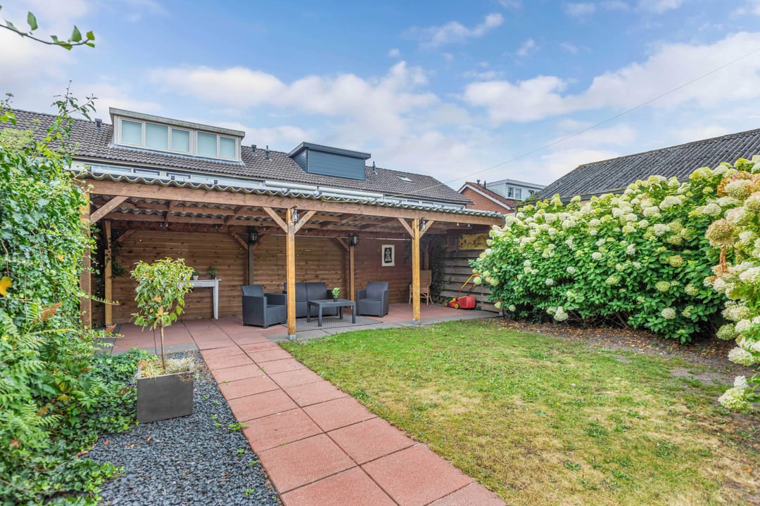 Foto 31 van Oppers 47