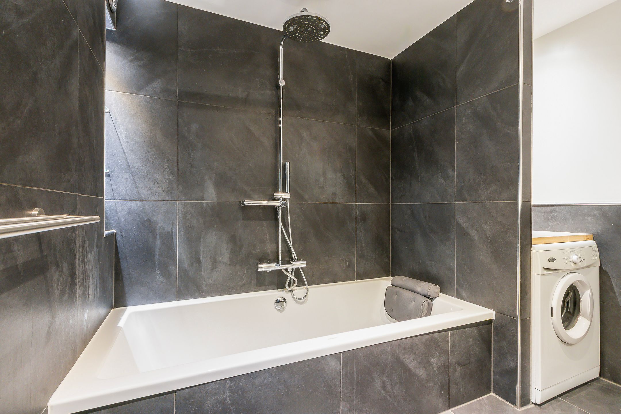 Foto 24 van Anatole Franceplaats 392