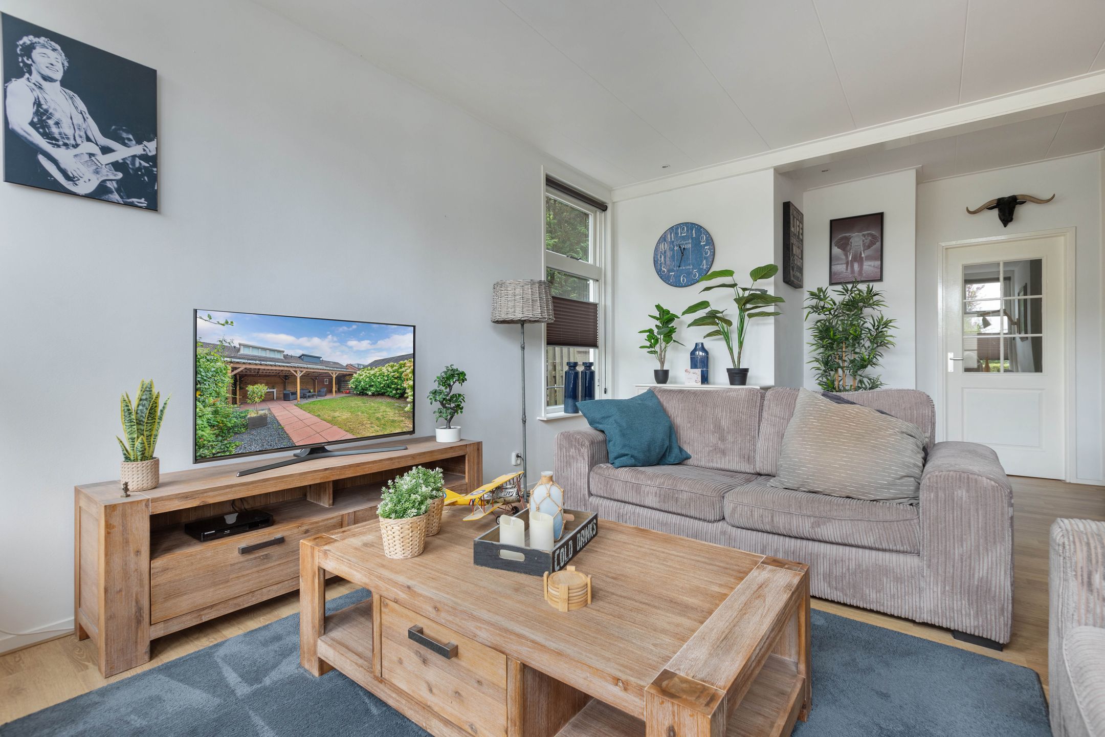 Foto 9 van Oppers 47