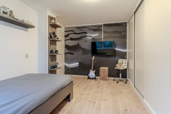 Foto 25 van Eikeboom 9