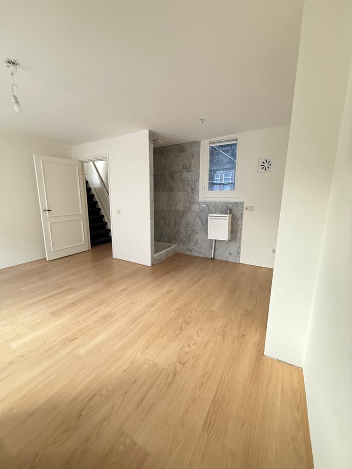 Foto 18 van Jan Pieter Heijestraat 119-D1