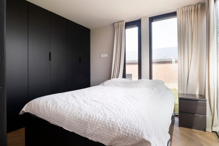 Photo 12 of Barneveldsestraat 49-E67