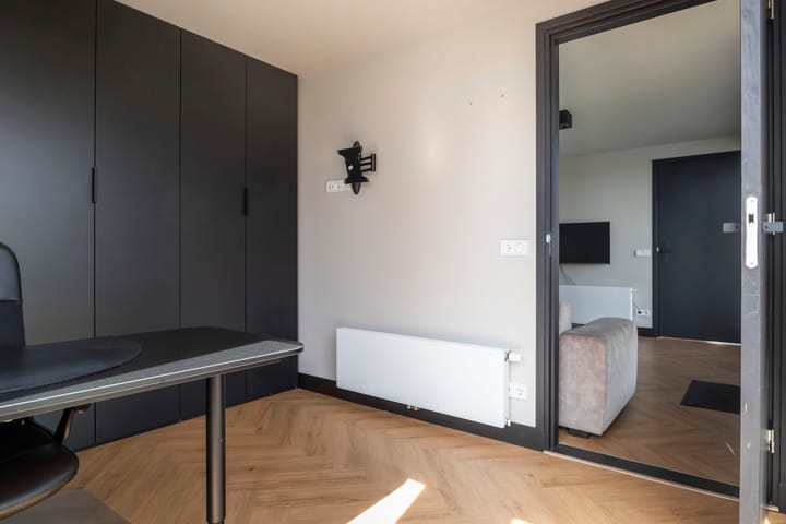 Photo 14 of Barneveldsestraat 49-E67