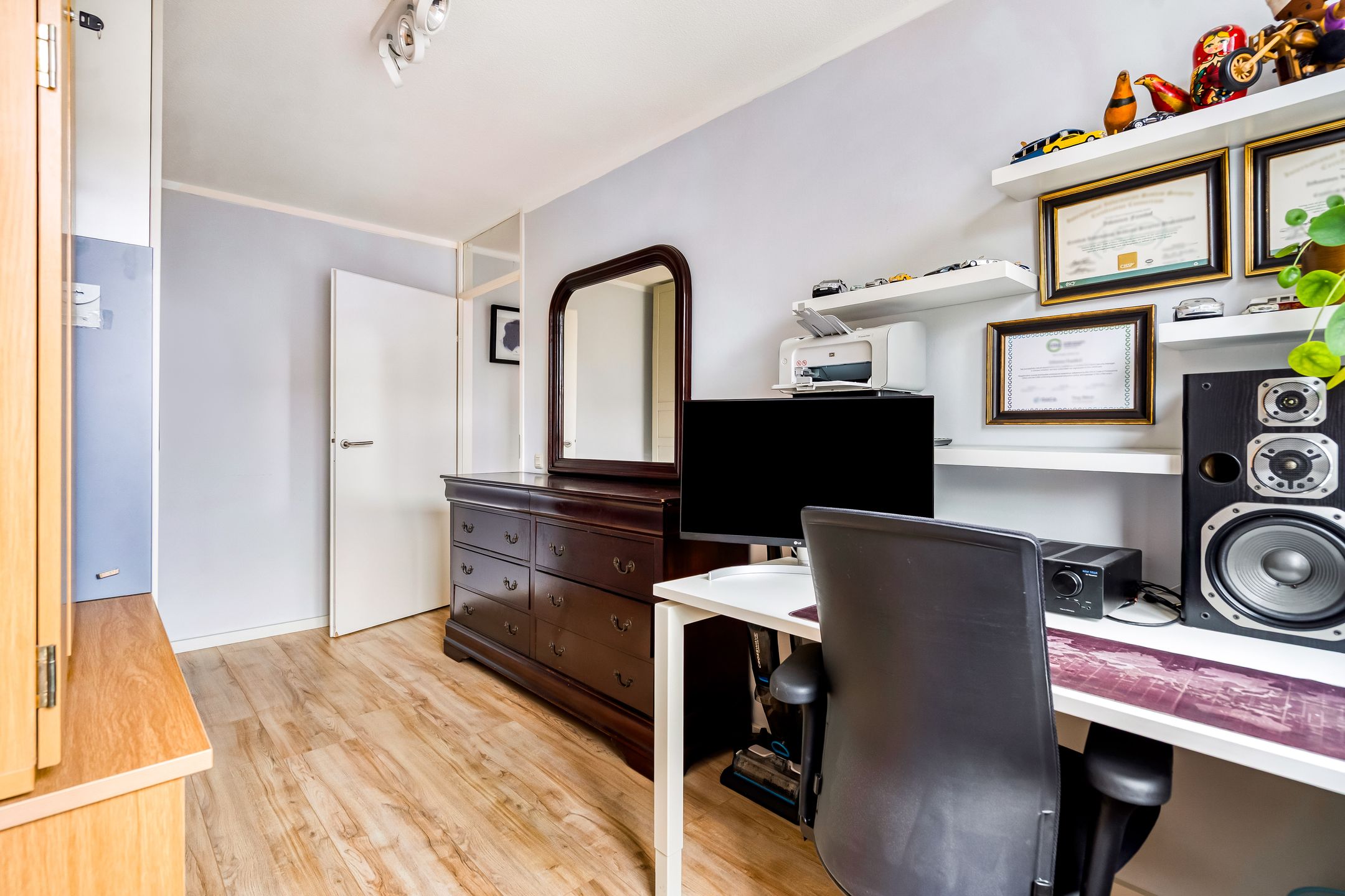 Photo 21 of Horst 12 11