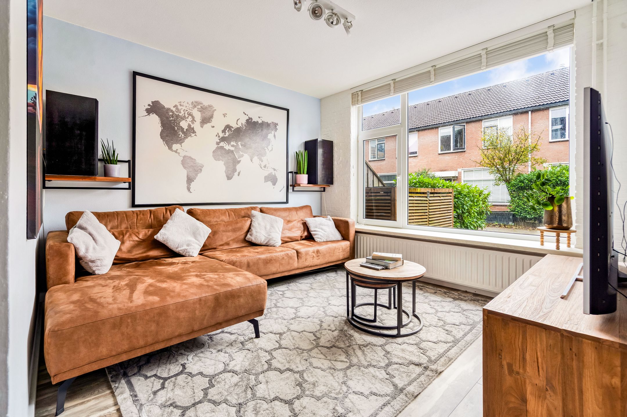 Photo 3 of Horst 12 11