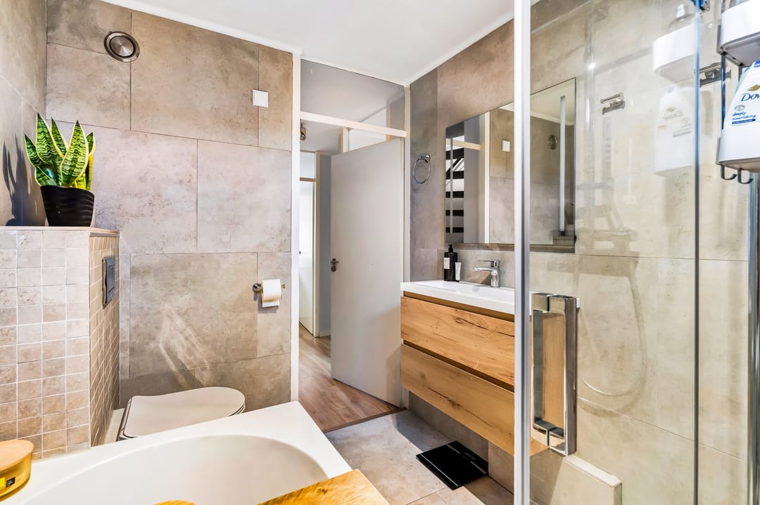 Photo 22 of Horst 12 11