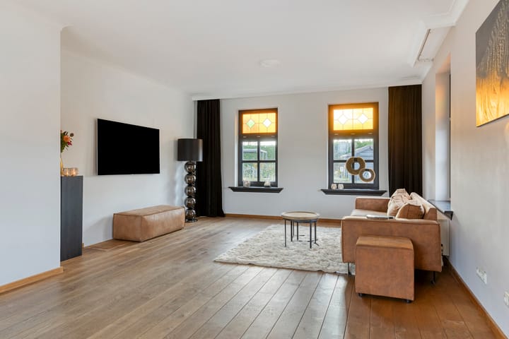 Photo 4 of Rooijensestraat 22