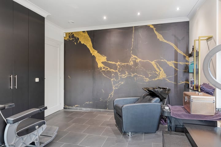 Photo 11 of Rooijensestraat 22