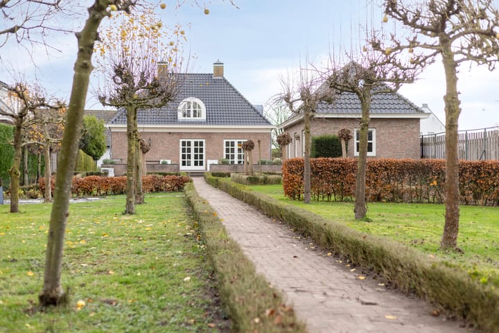 Photo 29 of Rooijensestraat 22