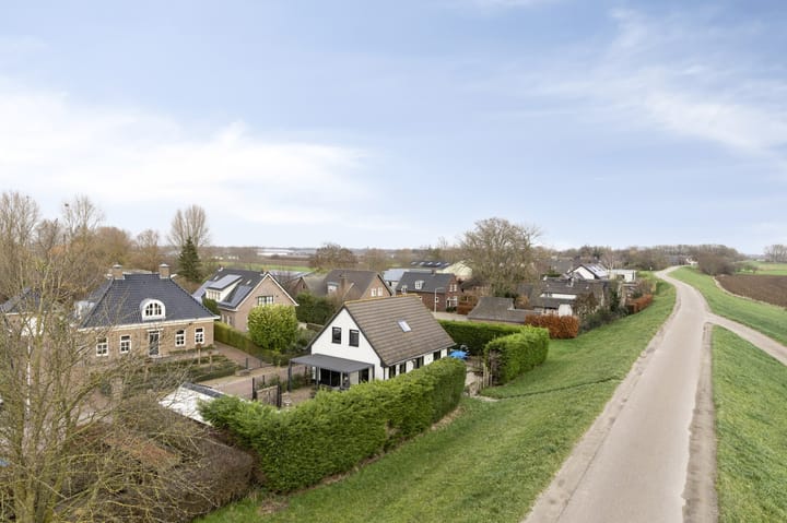 Photo 33 of Rooijensestraat 22