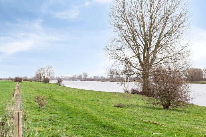 Photo 35 of Rooijensestraat 22