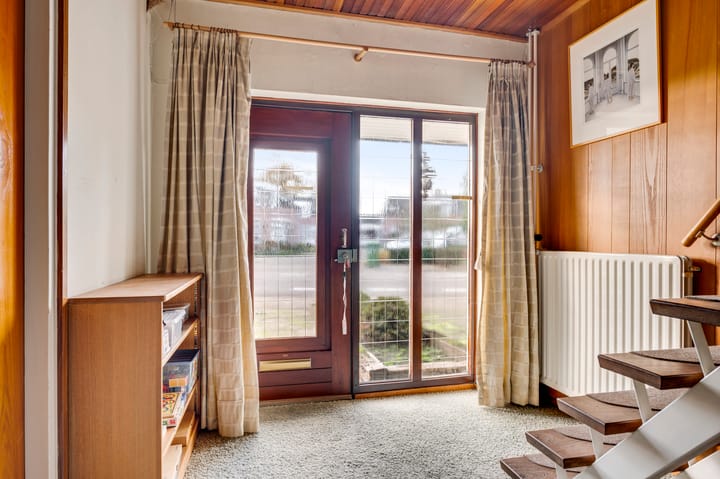 Foto 6 van Niesstraat 14