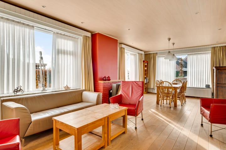 Foto 9 van Niesstraat 14