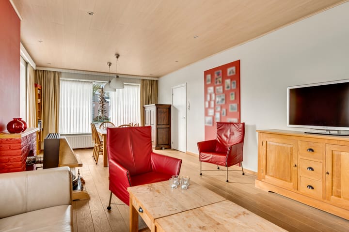 Foto 10 van Niesstraat 14