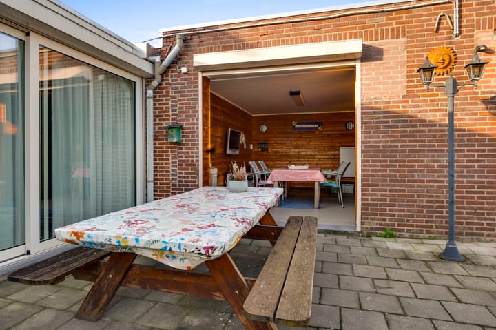 Foto 42 van Niesstraat 14