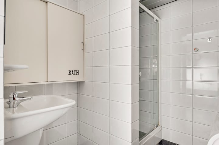 Foto 23 van Niesstraat 14