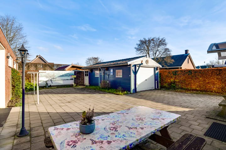 Foto 46 van Niesstraat 14