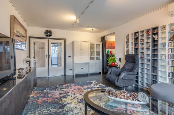 Photo 16 of Venuslaan 379