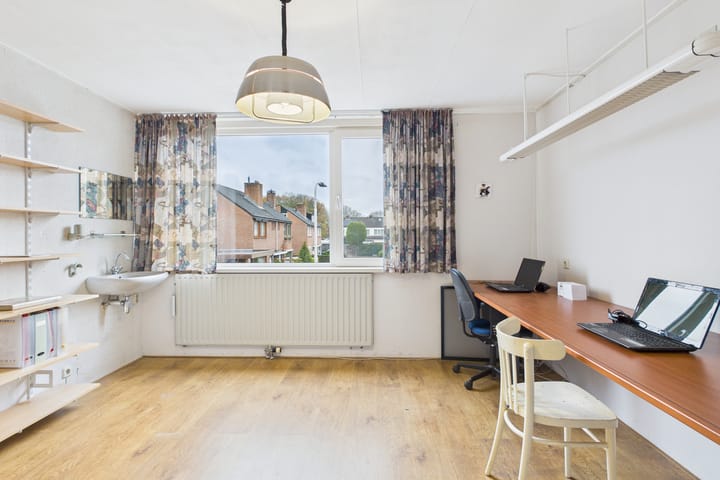 Foto 15 van Liniestraat 61