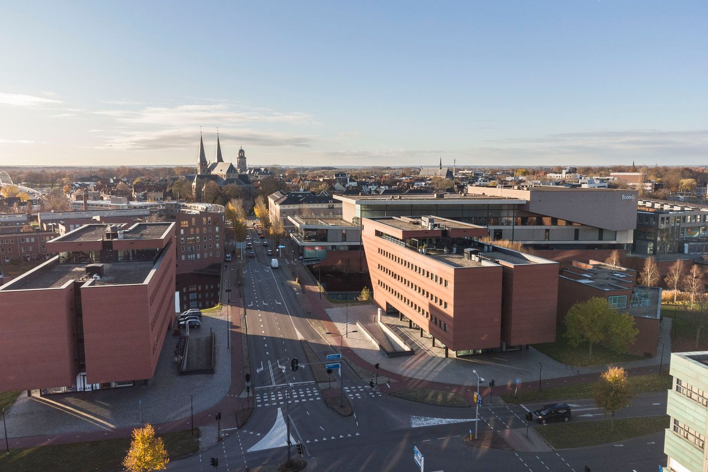 View photo 2 of Mr. H.F. de Boerlaan 28-A