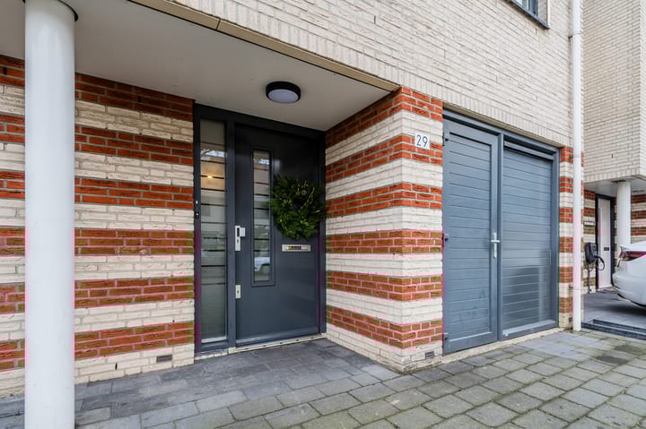 Foto 9 van Brucknerstraat 29