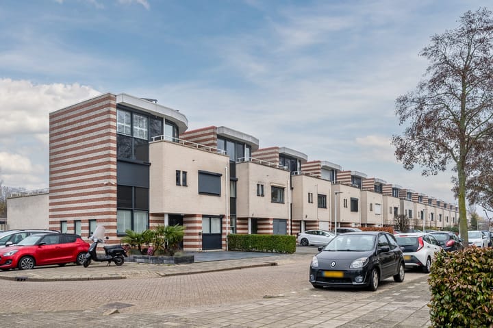 Foto 62 van Brucknerstraat 29