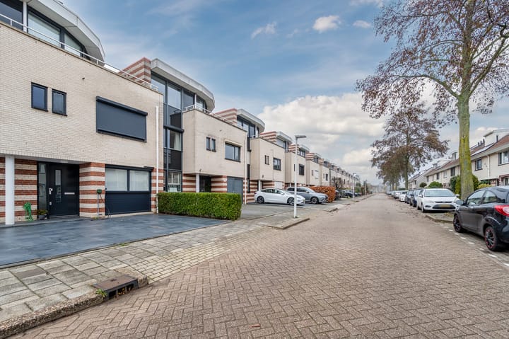 Foto 7 van Brucknerstraat 29