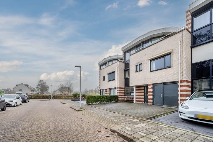 Photo 4 of Brucknerstraat 29