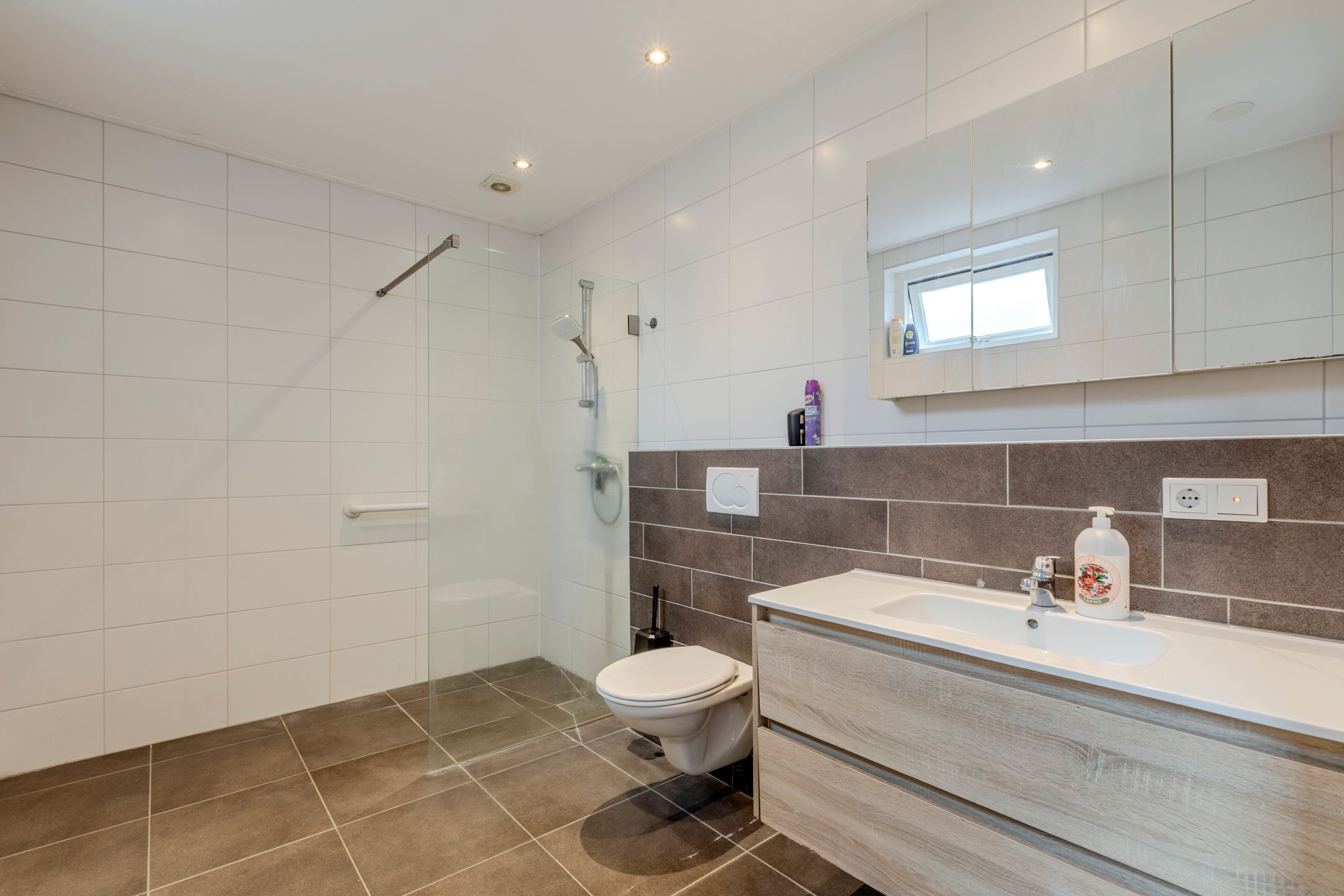 Foto 12 van Groene kruisstraat 34