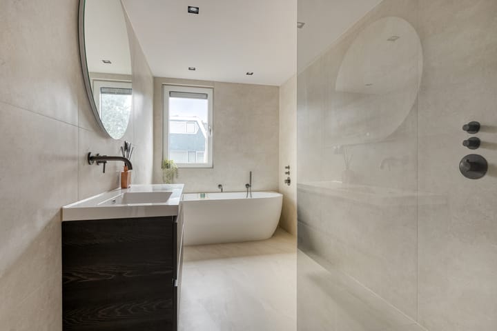 Foto 4 van Don Boscolaan 19