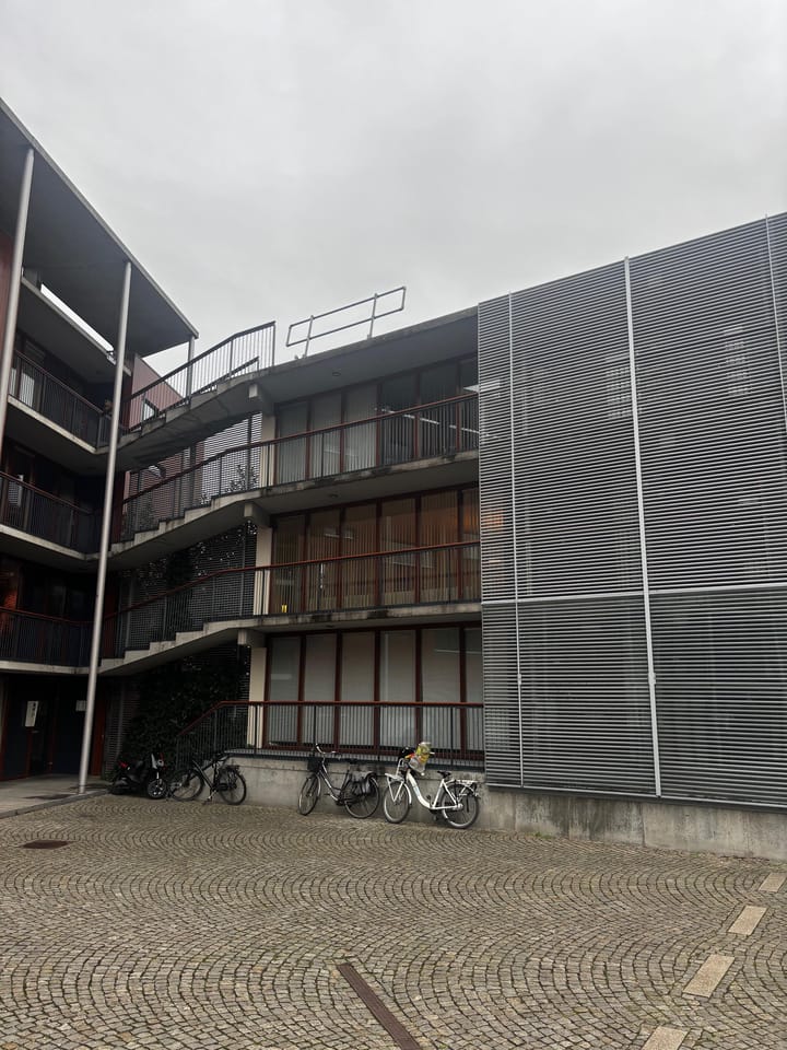 Photo 2 of Herdenkingsplein 38-B