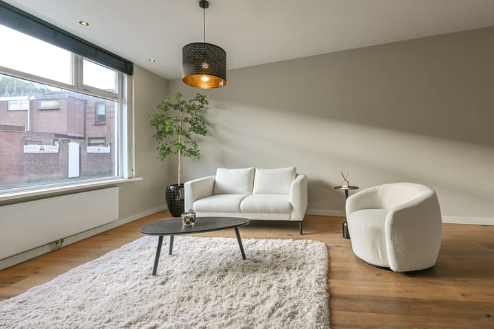 Photo 7 of De Ruyterstraat 72